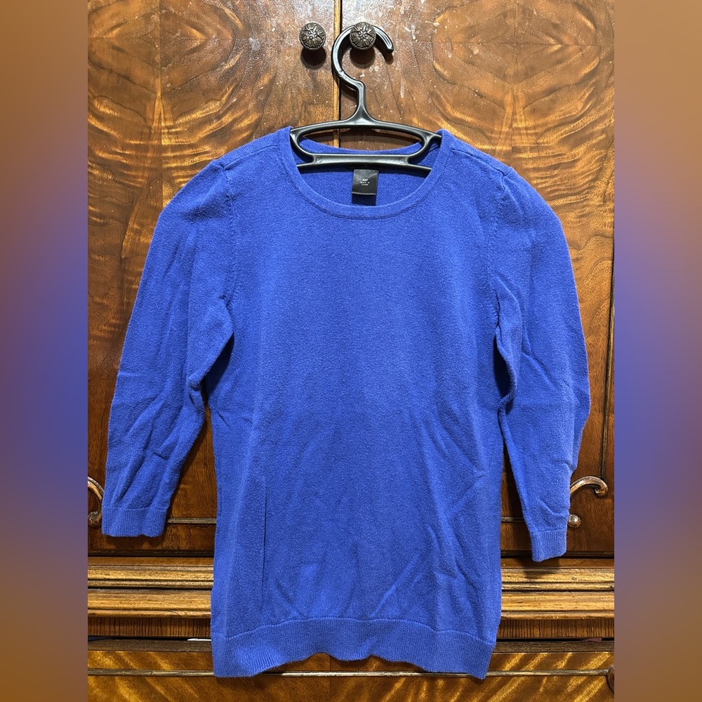 Ann Taylor Women’s Blue Crewneck Sweater